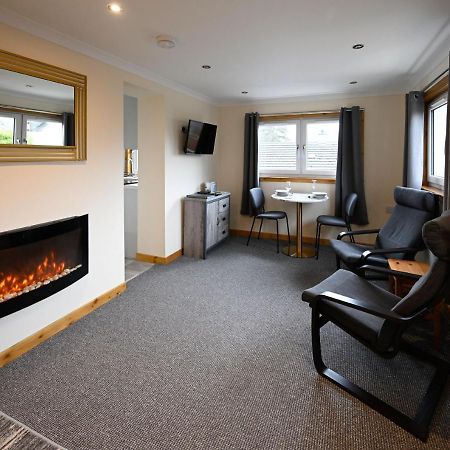 Rosewood Cottage Форт Уилям Екстериор снимка